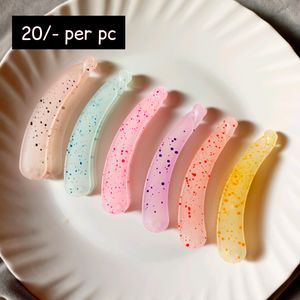 Matte Banana Clips New. buy All 6 At 100/-