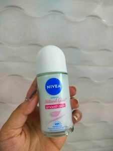 Nivea Natural Underarm Roll On 50gm