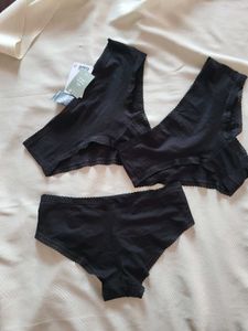 H&amp;M Lace Trimmed Cotton Hipsters Set Of 3/ Size-M