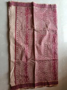 used Saree,light coloured,without blouse