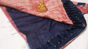 Velvet border stone Work Sarees🥰🥰