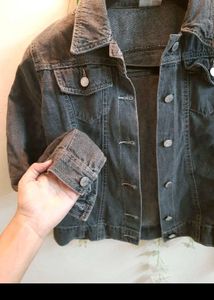 Grey Denim Jacket 💙😍