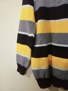 BRANDED WOOL SWEATER