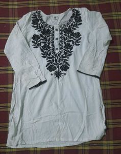 Embroidered White Kurta