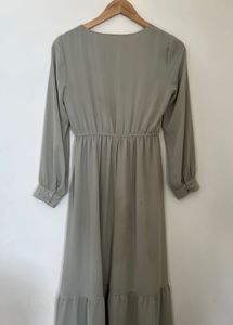 Sage Green Maxi Dress with Long Sleeves