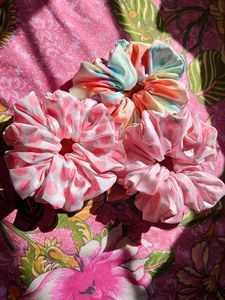 Handmade Cute Scrunchie Set (XXL)