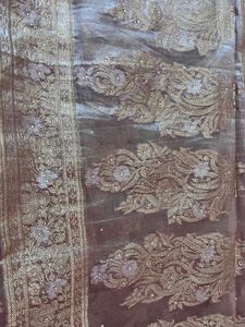Elegant Green &amp; Gold Sari