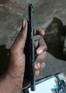 Samsung galaxy s9 set on a combo lagwana 6gb ram 6