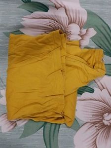 Yellow &#39;NY&#39; Graphic Tee
