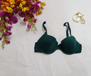🇳🇿💫 Beautiful Bottle Green Colour Paded Bra