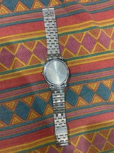 Titan Gold Coloured Men&#39;s chai Watch