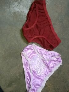 3 Panty Or 1 Strapless Sports Bra
