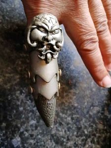 Unique Full Finger Ring