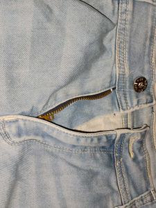 TRENDY BLUE JEANS