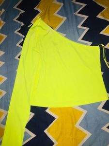 One Shoulder Top