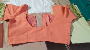 Beautiful Peach Sari With Stitch Blouse