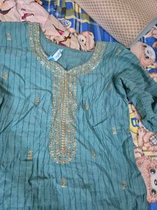 Combo Of 6 Kurti And Top Donation AT Just 320