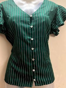 Beautiful Green Classic Top❤️