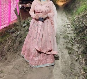 Beautiful🧿 Peach 🍑 Net Lehanga- PRICE DROP