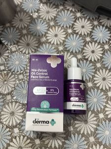 The Derma Co Face Serum