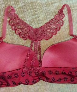 Red Patterned Front Open Bra with Lace Detail