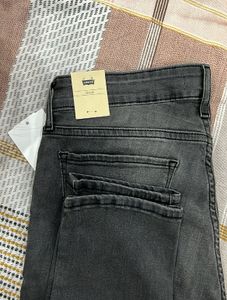 Levi’s Charcoal Jeans