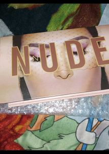 Eyeshadow Palette with 18 Shades