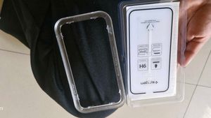 Spigen Align Master