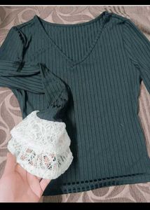 Savana Ruffle Top