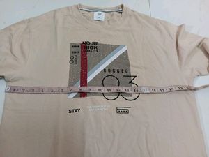 Combo Offer Of Sweat Shirt And Denim Jeans