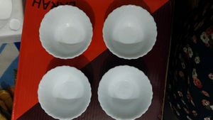 Dinnerset Of Larah By Borosil 9 Pis Set Brand New