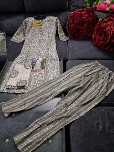 Elegant Printed Kurta Set m size