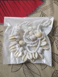 Shell Necklace Set