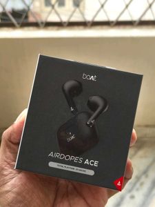 Boat Powerbank &amp; Earbuds