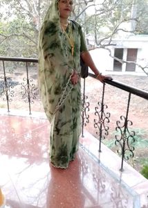 Elegant Green Tie-Dye Saree