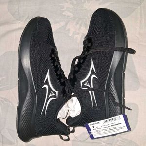 New Running Shoes - Size 7