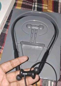 One Plus Bullets Wireless Z2 (Magico Black)