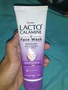 Lacto Calamine Face Wash