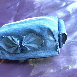 pencil / makeup pouch 👝