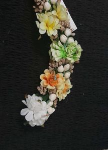 Traditional Artificial Flower Hair Gajra