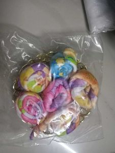 Baby Accessories hankey With Gold Plastic Basket