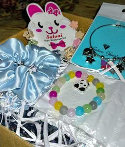 Hair Accessories &amp; Bracelet Bundle
