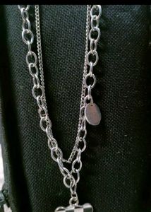 Aesthetic Chains