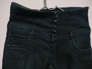 High Waist Cropped Jeans