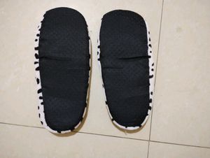 Women Winter Socks Cum Shoes For Indoor Uses