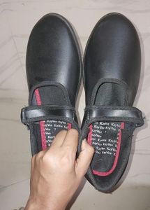 KayVee Black School Shoes, Size 7