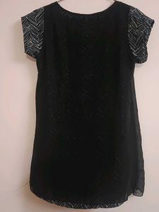 Black Patterned Shift Top