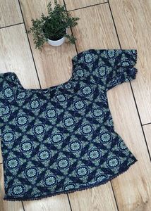 Patterned Short Sleeve loose fitted top