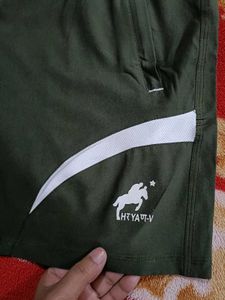 Men&#39;s Active Green Shorts