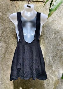 N. CUTE BLACK FROCK